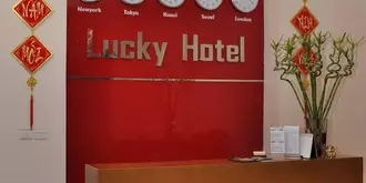 Lucky Hotel 69