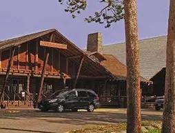 Lake Lodge