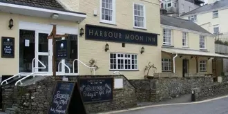 Harbour Moon Inn