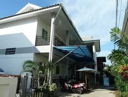 Grandma Kaew House