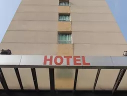 Hotel Luni