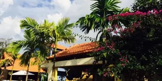 Aroma Spa and Bungalows