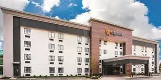 La Quinta Inn & Suites Cincinnati Northeast