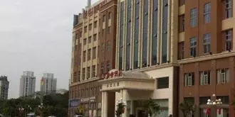 River Scene Palace Hotel