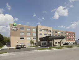 Holiday Inn Express and Suites Alpena Downtown