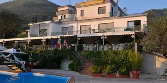 Hotel Diecimare