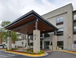Holiday Inn Express and Suites Raleigh NE Medical Ctr Area
