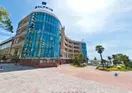 Dolphin Resort & Conference Center