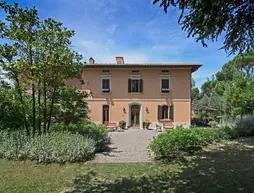 Villa Sestilia Guest House