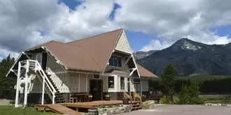 Summit Mountain Lodge