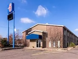 Motel 6 Eau Claire, WI