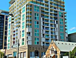 Adelaide DressCircle Apartments - North Terrace