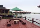 Shwe Inn Tha Floating Resort