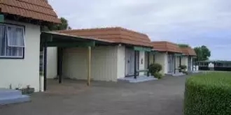Travelodge Motel