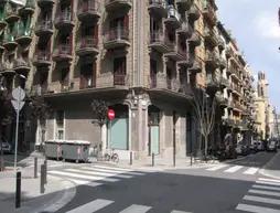 Espai Barcelona Paralel Apartments