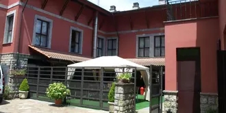 Hotel Peña Santa