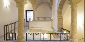 Palazzo Dei Mercanti