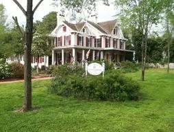 River House Inn Bed and Breakfast