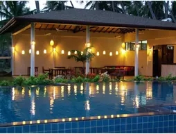 Lanka Beach Bungalows