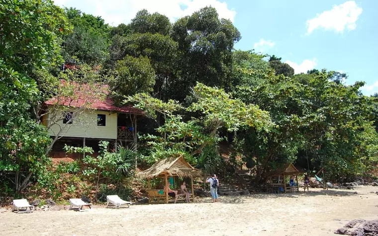 Jungle Hill Beach Bungalow