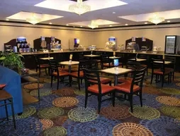 Holiday Inn Express & Suites Belle Vernon
