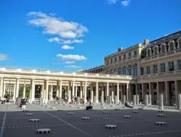 Paris Stay Apartment - Louvre Elegant Suite