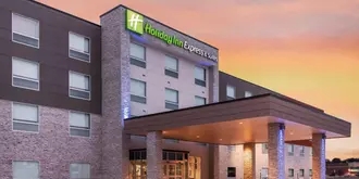 Holiday Inn Express and Suites West Plains Southwest