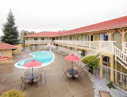 Red Lion Inn and Suites Redding