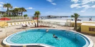 Beach Quarters Resort Daytona