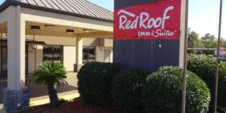 Red Roof Inn and Suites Statesboro