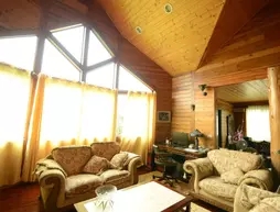 Hsinchu Emei Canadian WoodHouse Homestay B&B