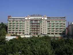 Guangzhou Nanfang Yiyuan Hotel
