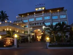 White Beach Hotel