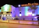 Ronax Hotel