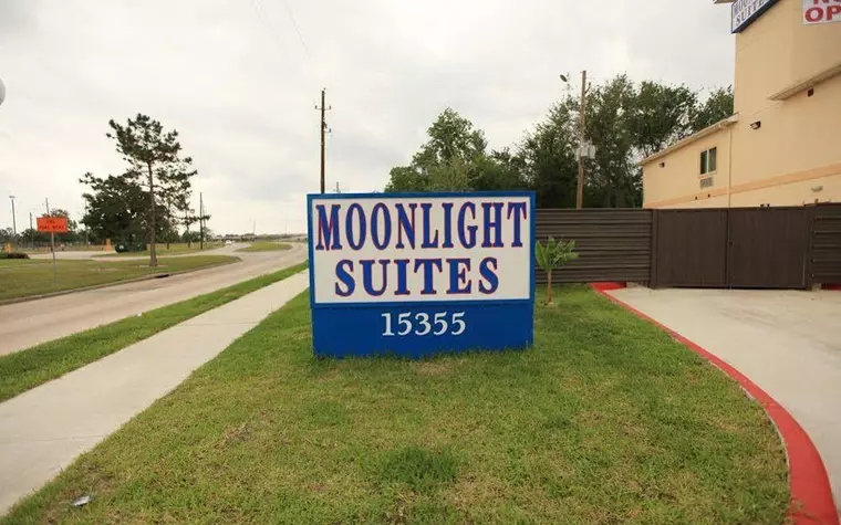 Moonlight Suites