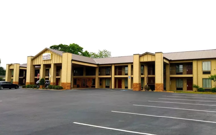 Cochran Inn and Suites