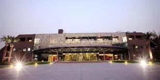 Homa Moon Lake Hotel of Modern Art - Shanghai