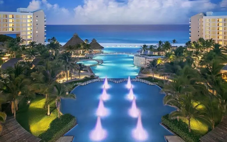 The Westin Lagunamar Ocean Resort Villas & Spa Cancun