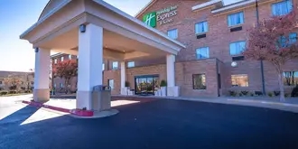 Holiday Inn Express Hotel & Suites Edmond