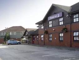 Premier Inn Birmingham Oldbury (M5, Jct 2)