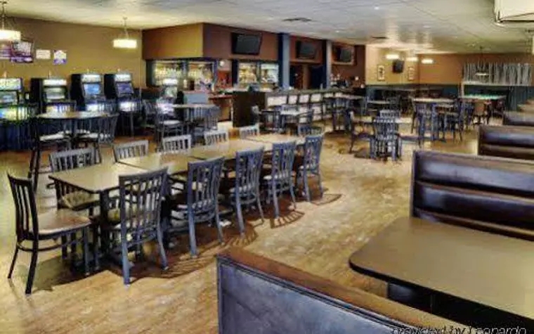 Lakeview Inn and Suites Drayton Valley