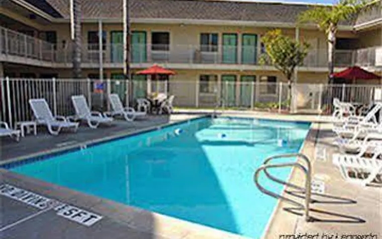 Motel 6 Newark California