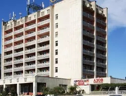 Amaks Azov Hotel
