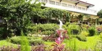 Bed & Breakfast at Royale Tagaytay Country Club