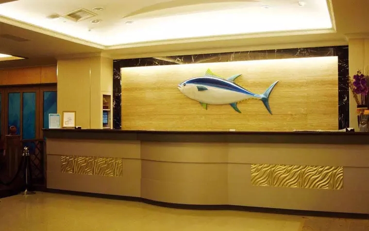 Bluefin Tuna Hotel