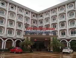 Roung Nakhone Vang Vieng Hotel