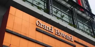 Grand Howard Hotel