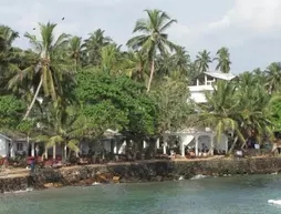 Palm Villa Mirissa