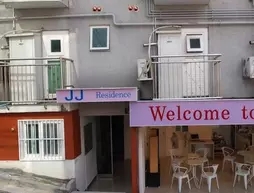 JJ Residence
