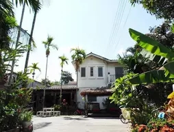 Villa Suan Maak